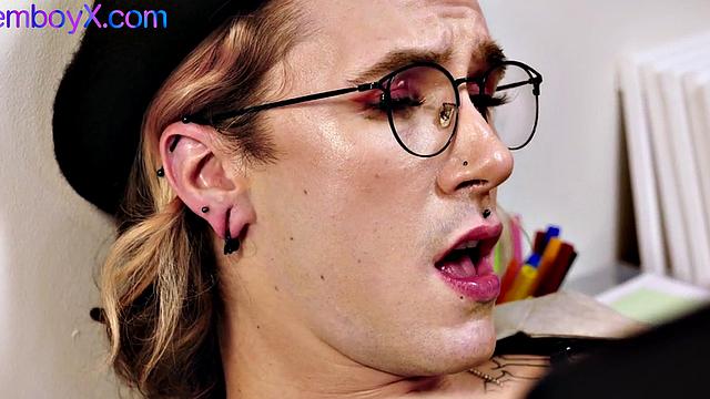 Artist femboy banged in art gallery after deepthroating