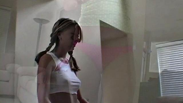 Sweet Kelli Photoshoot in Sexy Pose