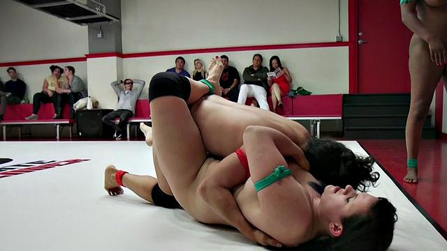 Asian wrestler with big boobs fights in public