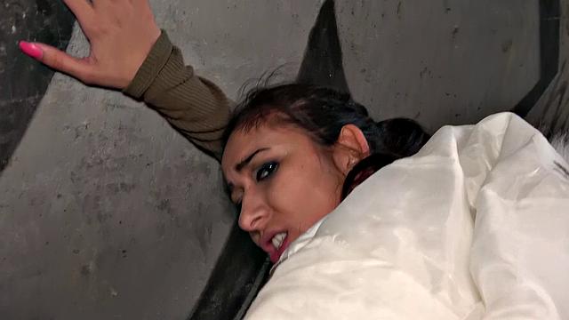Watch Darcia Lee take a wild ride under a bridge and smile while getting pounded in doggystyle