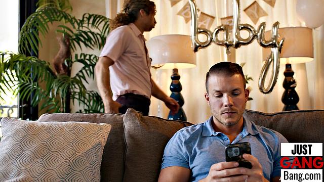 Round booty bae gets both holes stretched