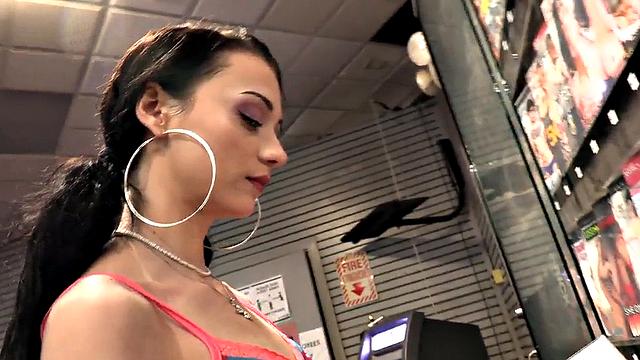 Jerking lover wanking cocks in 4some until facial