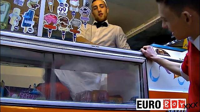 The Ice Cream Vender's A Bender: Scene 1