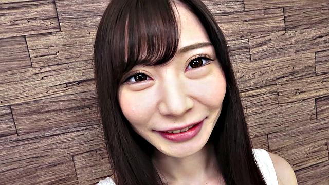 Akane Shirosaki comes back to play naked and blindfolded.