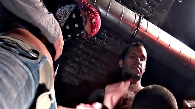 Real public skiing handjob