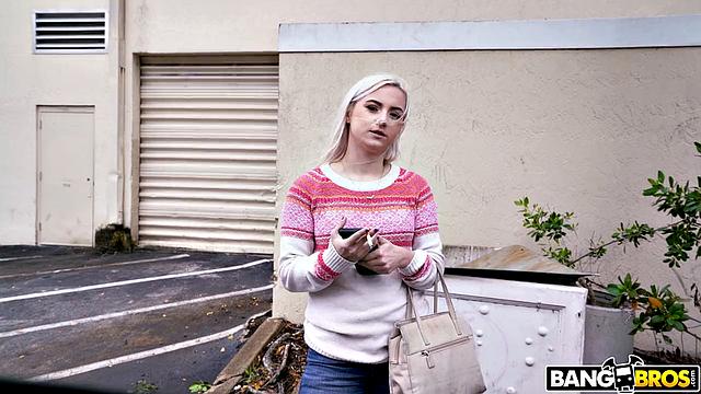 Young Aria Banks Gets Fucked