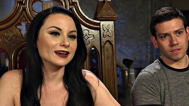 BDSM domina facesits sub for orgasm with Hitachi