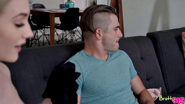 Sexy Scavenger Hunt - S11:E11