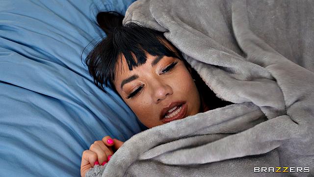 Cheating Lookalikes Double on Dick