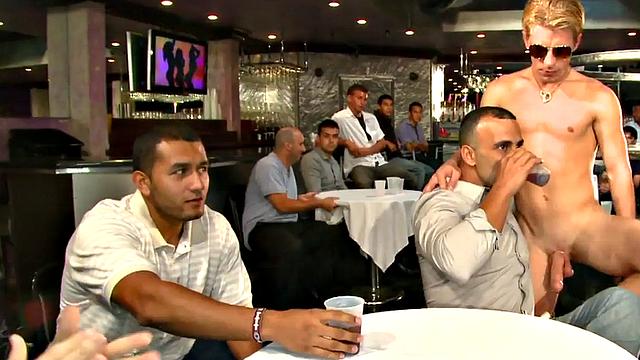 Public cocksucking by amateurs at party