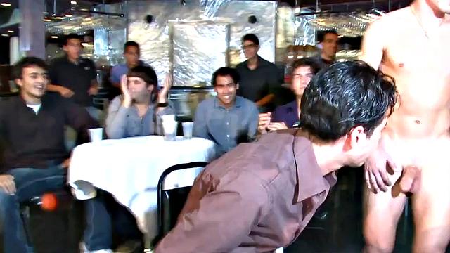 Public cocksucking by amateurs at party