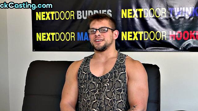 Solo athletic and inked jock jerks after interview