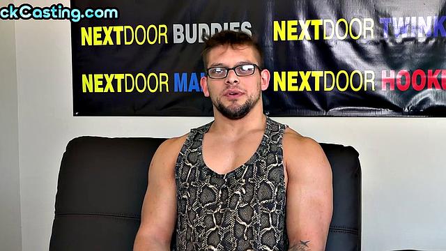 Solo athletic and inked jock jerks after interview