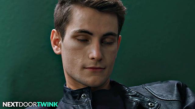 Cute Twinks Have a Fuck Fest with Tatted Teacher - NextDoorTwink