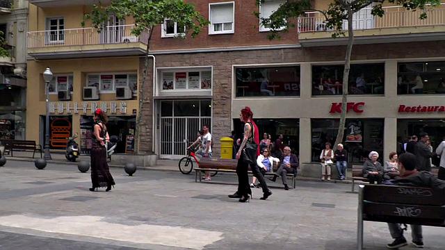 Redhead domina n lord showing their naked babe sub in public