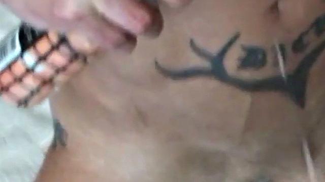 Facial German gay fucked by inked stud at home