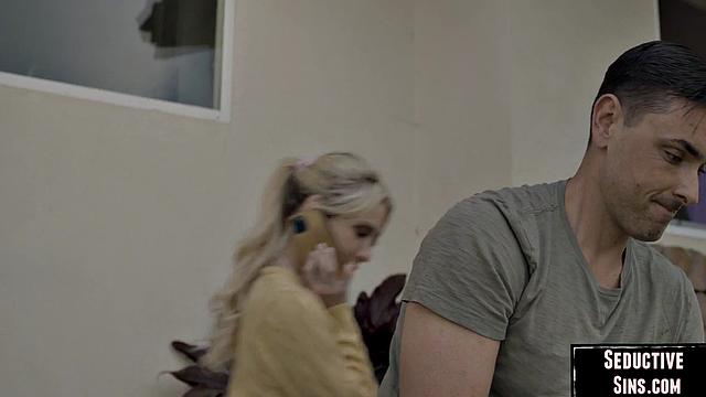 Nasty blondie pussylicked until orgasm