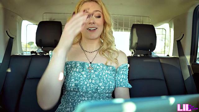 How a Real Cowgirl Rides - S2:E1