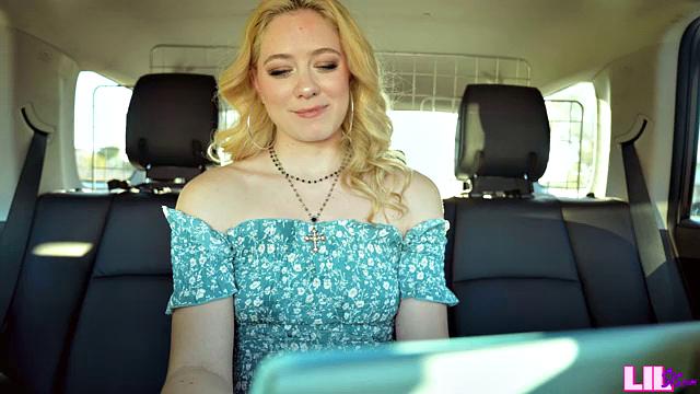 How a Real Cowgirl Rides - S2:E1