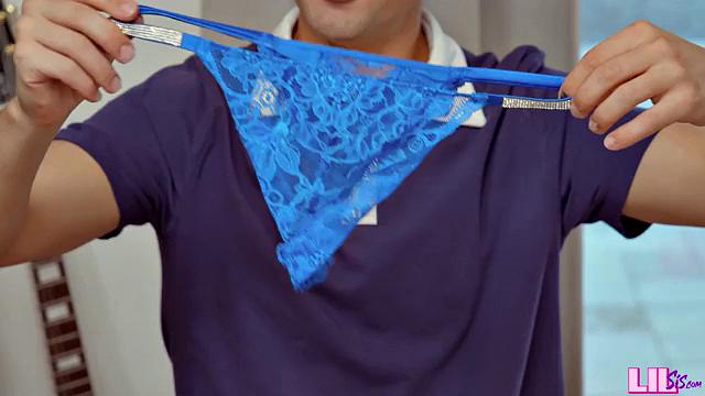 How a Real Cowgirl Rides - S2:E1