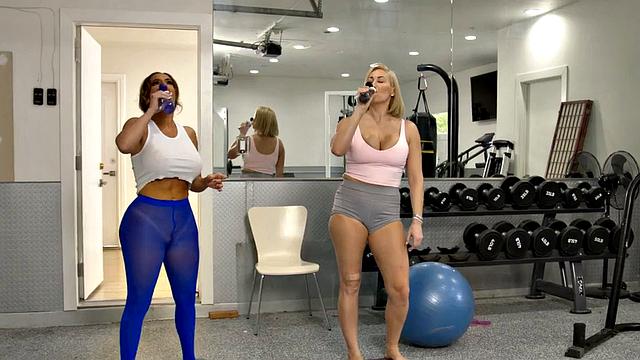 Gym threesome with MILFs