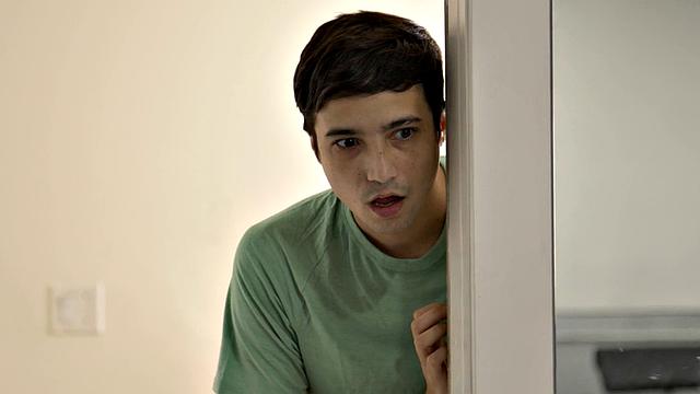 Gym threesome with MILFs