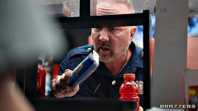 Bodega Babes Behaving