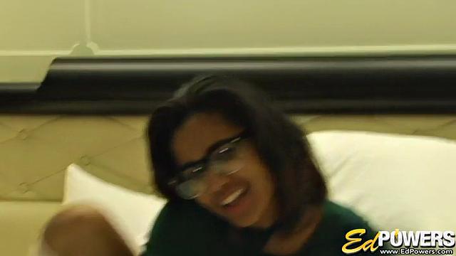 Dirty Handjobs: Lonnie Legend