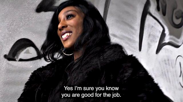 Watch this hot ebony babe bounce her perfect booty while getting pounded from behind in public park