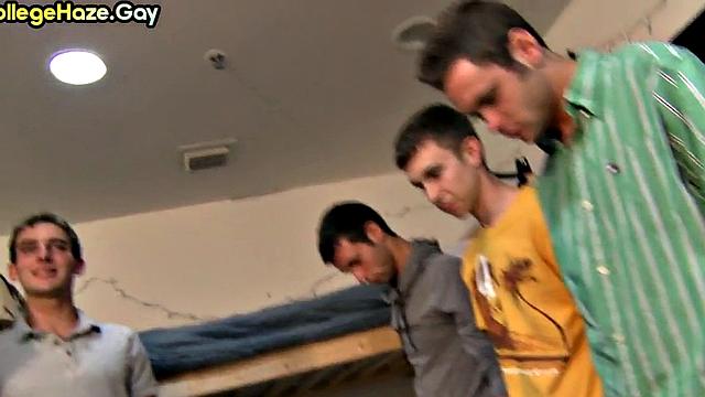 Studs cockriding in dorm on college