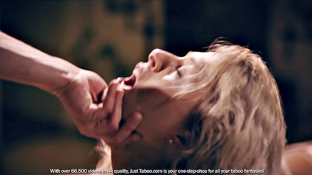 Деревенский отпуск Zoey превращается в жёсткое двойное проникновение с бонусом иронии судьбы - кто бы знал, что так закончится её вечер!