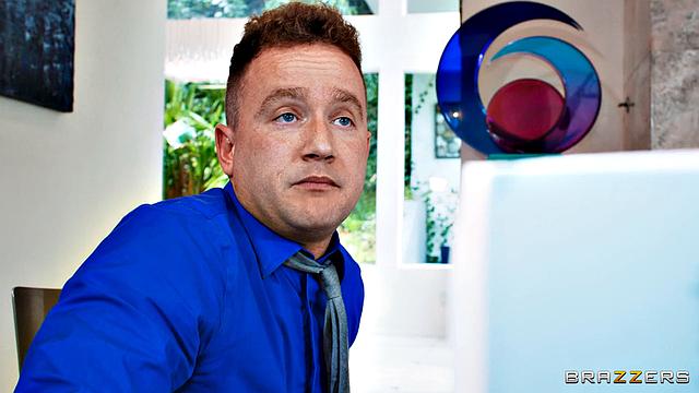 Work Can Wait, Fuck My Pussy