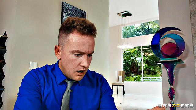 Work Can Wait, Fuck My Pussy