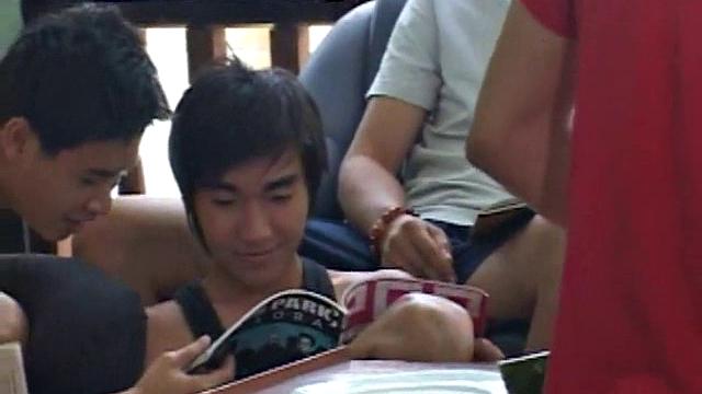 Skinny Asian amateurs wanking in group until jizz shooting