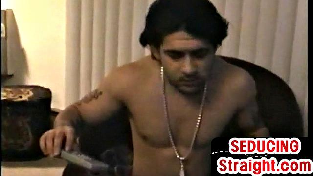 Vintage str8 guy first time sucked by gay at home till cumshot