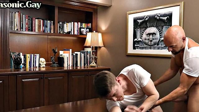 Masonic buff barebacks stud in office after ass worship