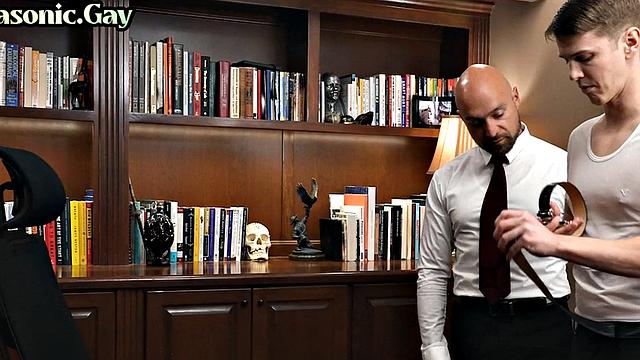 Masonic buff barebacks stud in office after ass worship