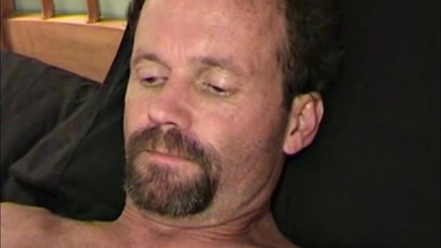 Greg is a construction supervisor, who works a lot of hours. We had one hell of a time arranging this shoot. Then he almost cums 5 minutes into the shoot.