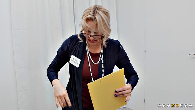 The Dorm Inspector Is Coming!