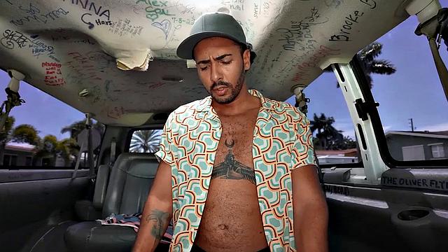 Amateur stud fucks gay butt in public van outdoor