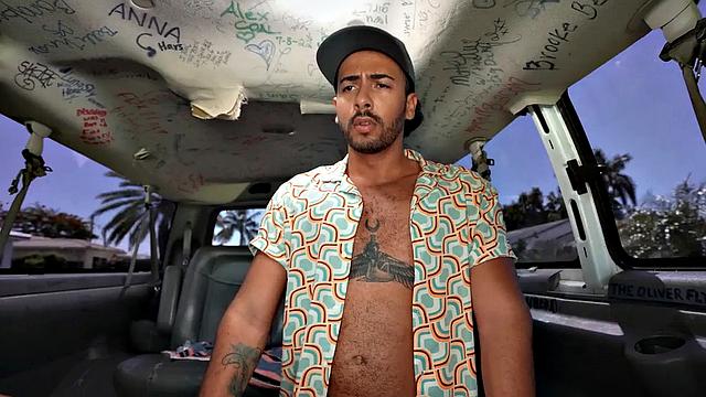 Amateur stud fucks gay butt in public van outdoor