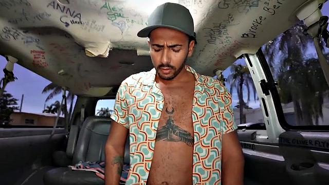 Amateur stud fucks gay butt in public van outdoor