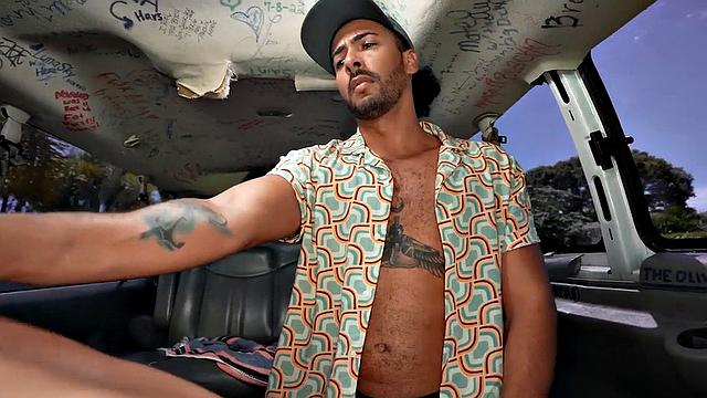 Amateur stud fucks gay butt in public van outdoor