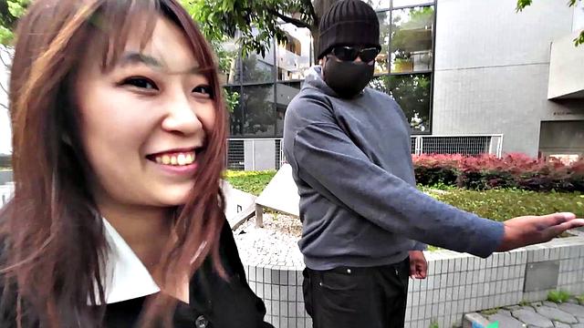 Rumi Kawasaki Has Her First Experience With A Stranger