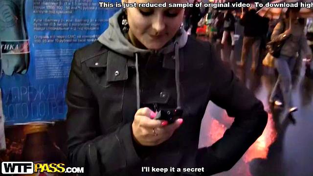 Amateur with hot beunette