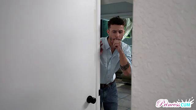 Why Is Your Pussy Out - S7:E5