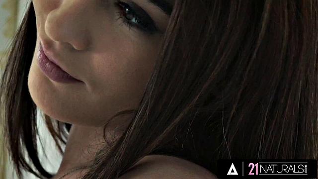 21 NATURALS - Gorgeous Babe Ginebra Bellucci Gets Wet Pussy Pounded By A Big Cock