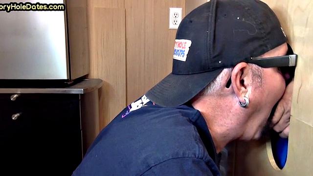 Gloryhole amateur mature deepthroats cock in home video