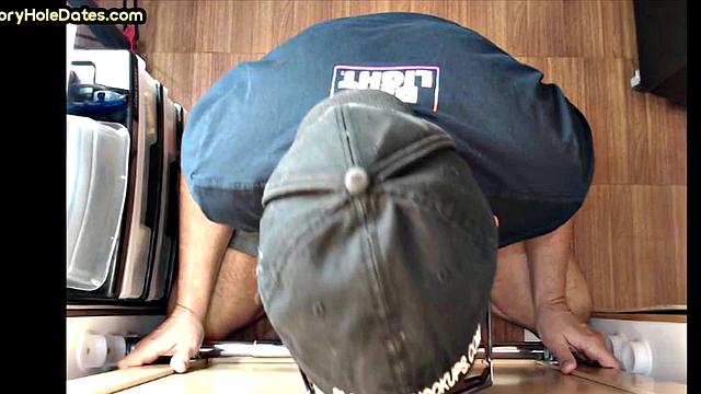 Gloryhole amateur mature deepthroats cock in home video