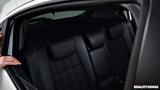 Sneaky Angel Will Steal Man